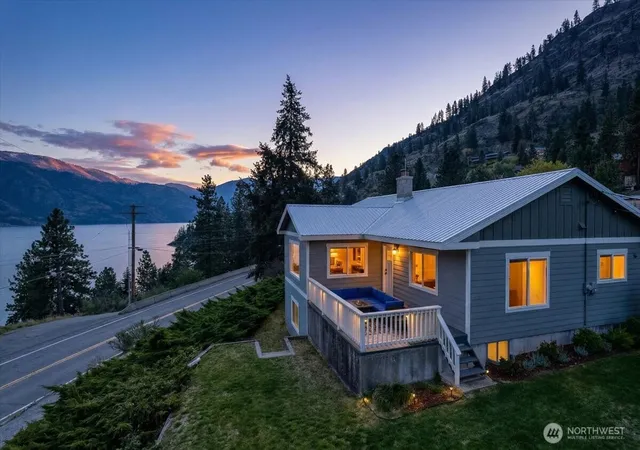 Photo 2 of Single family home for sale at 104 Mirage Ln, Chelan, WA 98816 | MLS# NWM2507180 | Listing updated on 2026-09-21