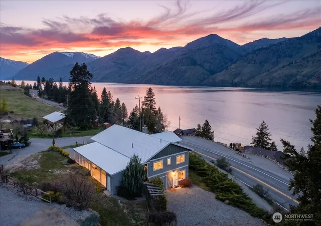 Photo 3 of Single family home for sale at 104 Mirage Ln, Chelan, WA 98816 | MLS# NWM2507180 | Listing updated on 2026-09-21
