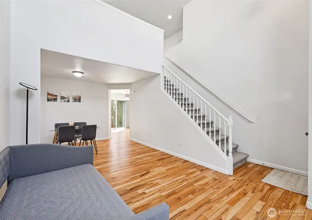 Photo 4 of Single family home for sale at 3206 96th Place SE, Everett, WA 98208 | MLS# NWM2507189 | Listing updated on 2026-09-30