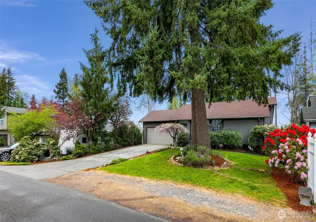 Photo 3 of Single family home for sale at 1356 Welling Rd, Bellingham, WA 98226 | MLS# NWM2507198 | Listing updated on 2026-09-25