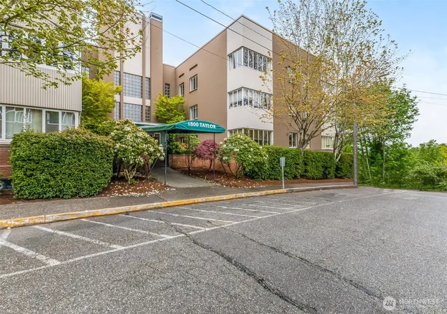 Photo 4 of Condo for sale at 1800 Taylor Ave N #305, Seattle, WA 98109 | MLS# NWM2507243 | Listing updated on 2026-09-21