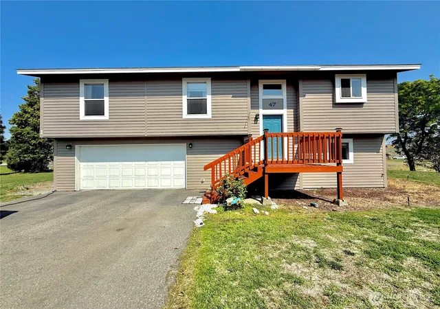 Photo 1 of Single family home for sale at 47 Kruse St, Omak, WA 98841 | MLS# NWM2507252 | Listing updated on 2026-09-21