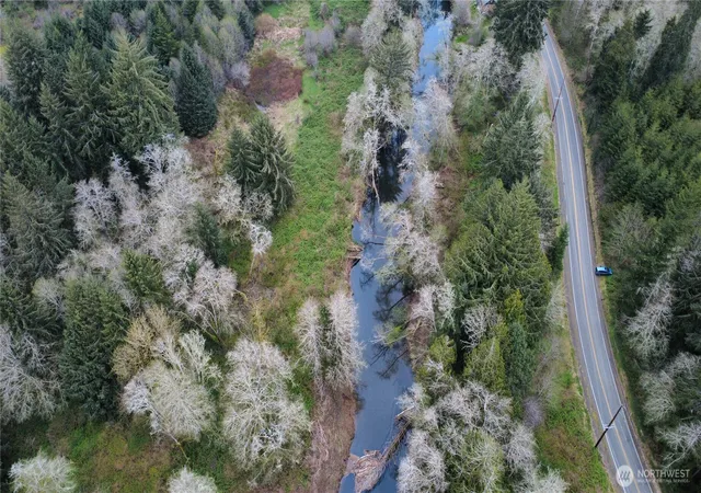 Photo 3 of Sale Pending at 2059 E Hoquiam Rd, Hoquiam, WA 98550 | MLS# NWM2507303 | Listing updated on 2026-09-21