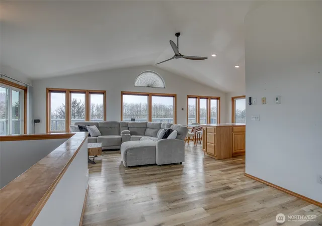 Photo 4 of Single family home for sale at 171 Marine View Dr SE, Ocean Shores, WA 98569 | MLS# NWM2507304 | Listing updated on 2026-09-21