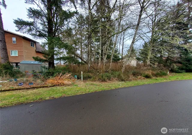 Land for sale at 816 Duck Lake Dr NE, Ocean Shores, WA 98569 | MLS# NWM2507331