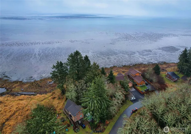 Photo 4 of Land for sale at 816 Duck Lake Dr NE, Ocean Shores, WA 98569 | MLS# NWM2507331 | Listing updated on 2026-10-09