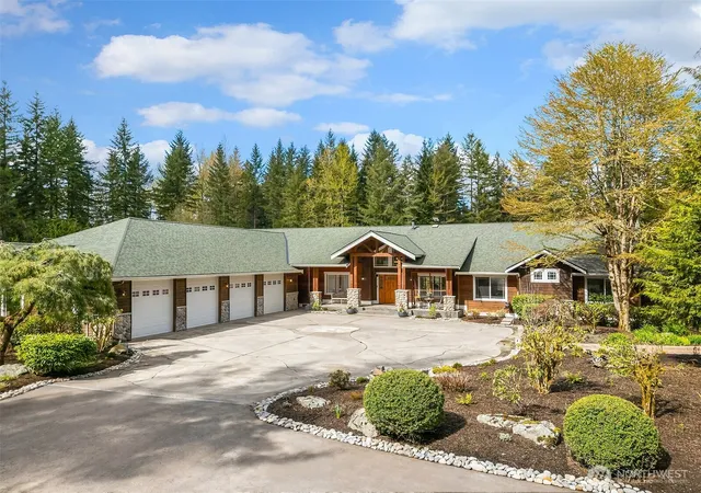 Photo 1 of Single family home for sale at 7828 Tolt Highlands Rd Ne, Carnation, WA 98014 | MLS# NWM2507344 | Listing updated on 2026-09-21