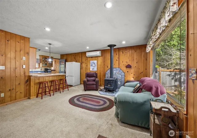 Photo 4 of Single family home for sale at 233 Mountain View Dr, Packwood, WA 98361 | MLS# NWM2507396 | Listing updated on 2026-09-21