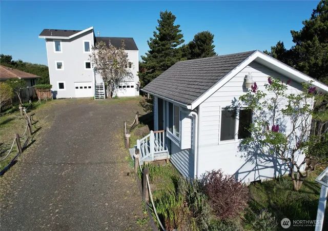 Photo 1 of Single family home for sale at 271 Sand Dune Ave Nw, Ocean Shores, WA 98569 | MLS# NWM2507401 | Listing updated on 2026-09-21