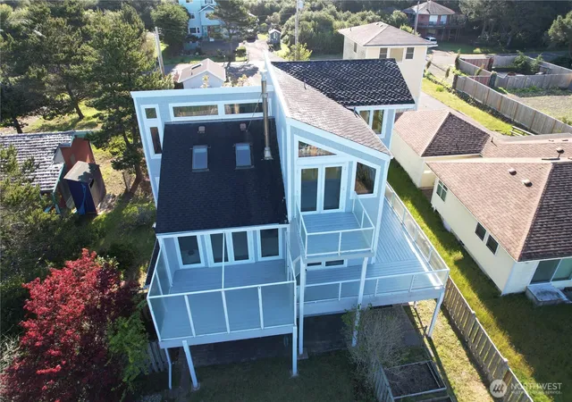 Photo 2 of Single family home for sale at 271 Sand Dune Ave Nw, Ocean Shores, WA 98569 | MLS# NWM2507401 | Listing updated on 2026-09-21