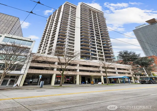 Photo 3 of Condo for sale at 2100 3rd Avenue #802, Seattle, WA 98121 | MLS# NWM2507410 | Listing updated on 2026-09-21