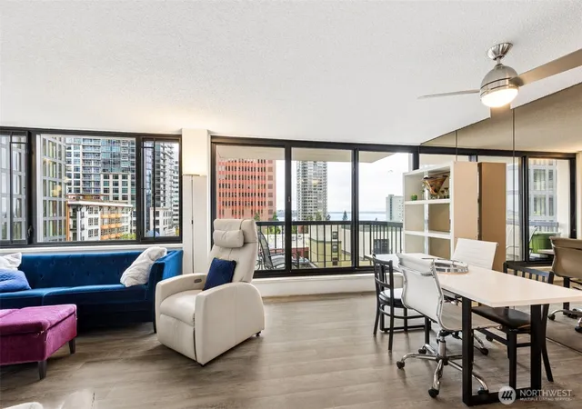 Photo 4 of Condo for sale at 2100 3rd Avenue #802, Seattle, WA 98121 | MLS# NWM2507410 | Listing updated on 2026-09-21