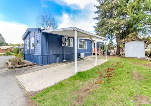 Photo 3 of Manufactured home for sale at 1111 Archwood Dr Sw #375, Olympia, WA 98502 | MLS# NWM2507419 | Listing updated on 2026-09-24