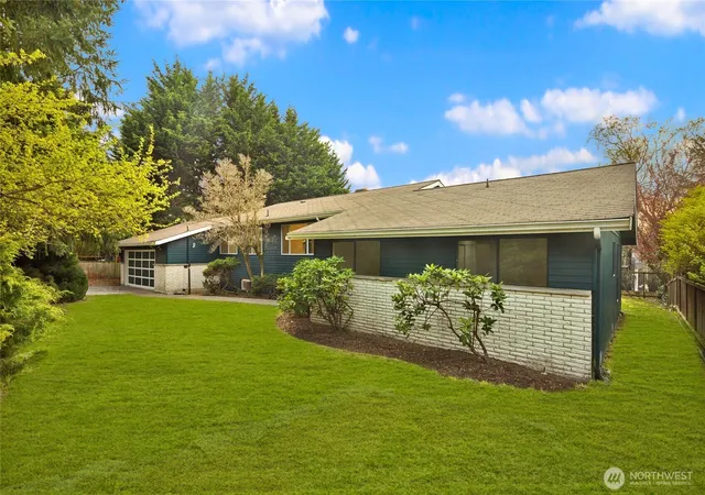 Photo 2 of Single family home for sale at 12511 37th Avenue Ne, Seattle, WA 98125 | MLS# NWM2507449 | Listing updated on 2026-09-21