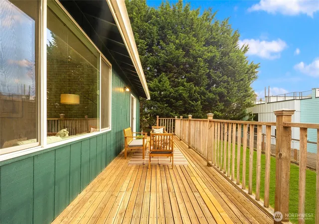 Photo 3 of Single family home for sale at 12511 37th Avenue NE, Seattle, WA 98125 | MLS# NWM2507449 | Listing updated on 2026-09-21