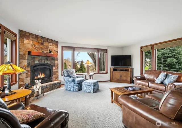Photo 4 of Single family home for sale at 160 Horseshoe Ln, Selah, WA 98942 | MLS# NWM2507467 | Listing updated on 2026-09-21