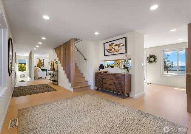 Photo 4 of Single family home for sale at 18174 Brittany Dr SW, Normandy Park, WA 98166 | MLS# NWM2507514 | Listing updated on 2026-09-24