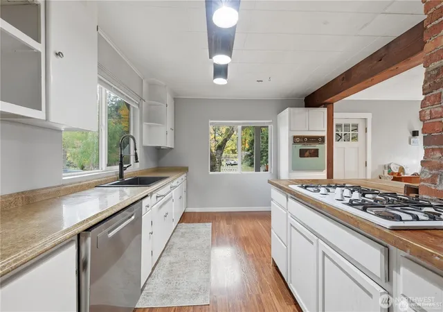 Photo 3 of Single family home for sale at 1336 Sidney Ave, Port Orchard, WA 98366 | MLS# NWM2507552 | Listing updated on 2026-09-21