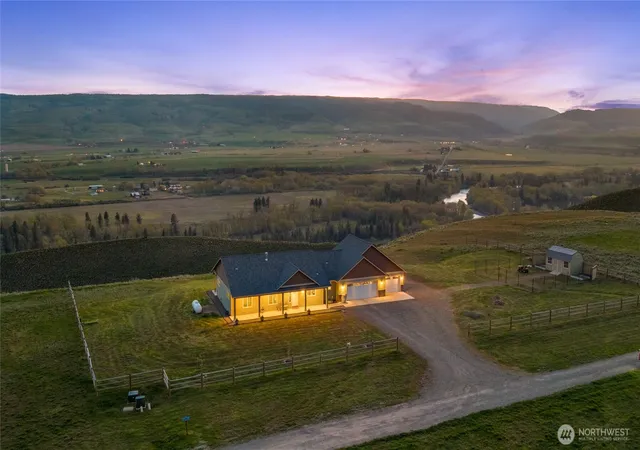 Photo 1 of Single family home for sale at 1561 Bitterbrush Dr, Ellensburg, WA 98926 | MLS# NWM2507593 | Listing updated on 2026-09-21