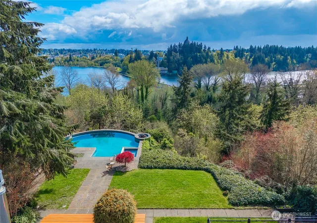 Photo 2 of Sale Pending at 1205 11th Court Sw, Olympia, WA 98502 | MLS# NWM2507658 | Listing updated on 2026-09-28