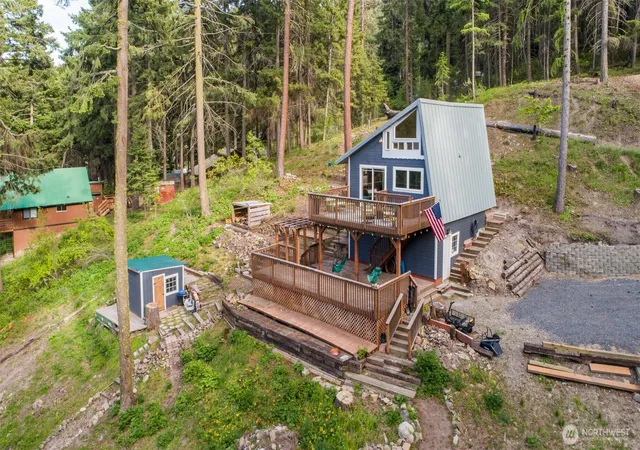 Photo 1 of Single family home for sale at 451 Aspen Springs Rd, Cle Elum, WA 98922 | MLS# NWM2507706 | Listing updated on 2026-09-21
