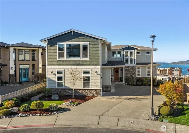 Photo 4 of Single family home for sale at 5032 N Villard St, Tacoma, WA 98407 | MLS# NWM2507729 | Listing updated on 2026-09-21