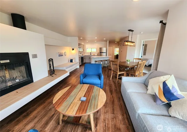 Photo 4 of House for sale at 1 Lodge 632 P, Manson, WA 98831 | MLS# NWM2507839 | Listing updated on 2026-09-21