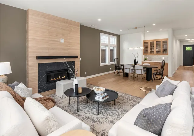 Photo 4 of Single family home for sale at 13121 NE 104th Street, Kirkland, WA 98033 | MLS# NWM2507885 | Listing updated on 2026-10-01