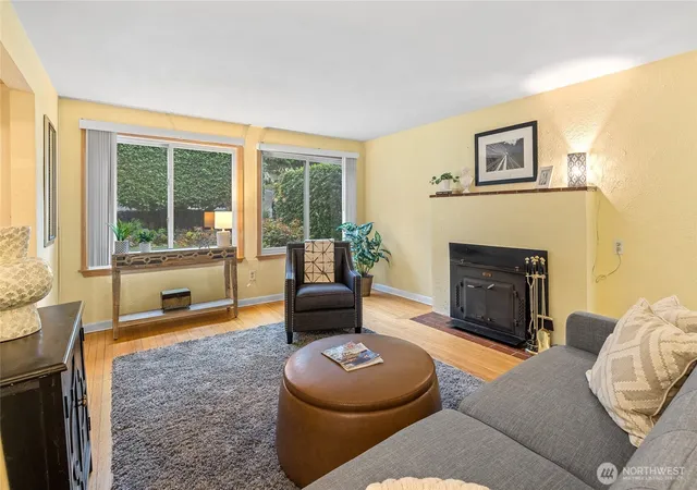 Photo 2 of Sale Pending at 10850 26th Avenue S, Seattle, WA 98168 | MLS# NWM2507897 | Listing updated on 2026-09-25