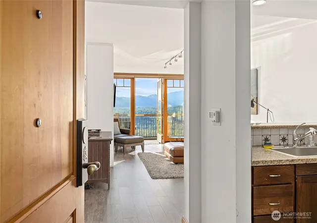 Photo 3 of Condo for sale at 3600 Suncadia Trl #3023, Cle Elum, WA 98922 | MLS# NWM2507906 | Listing updated on 2026-09-21