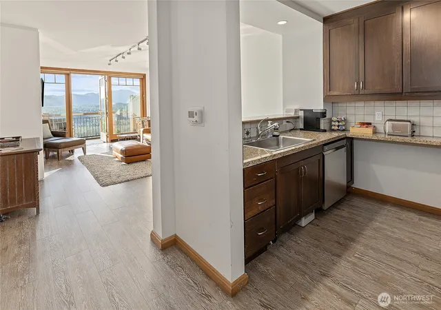 Photo 3 of Condo for sale at 3600 Suncadia Trl #3023, Cle Elum, WA 98922 | MLS# NWM2507906 | Listing updated on 2026-09-21