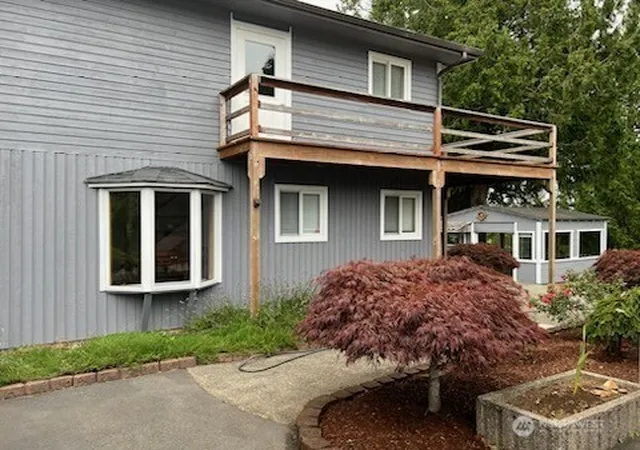 Photo 3 of Single family home for sale at 13 Raistakka Rd, Rosburg, WA 98643 | MLS# NWM2507966 | Listing updated on 2026-09-21
