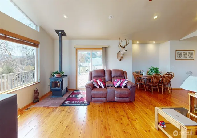 Photo 4 of Single family home for sale at 1811 Pine Crk, Tonasket, WA 98855 | MLS# NWM2507991 | Listing updated on 2026-09-21
