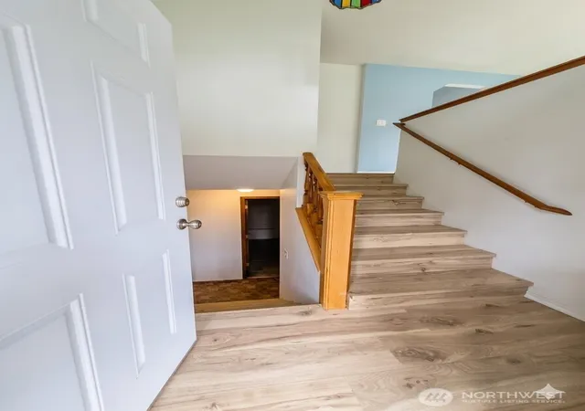 Photo 3 of Single family home for sale at 7195 E Stanley Ln, Port Orchard, WA 98366 | MLS# NWM2508052 | Listing updated on 2026-09-29