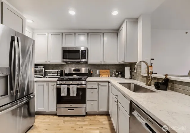 Photo 2 of Condo for sale at 2607 Western Ave #355, Seattle, WA 98121 | MLS# NWM2508120 | Listing updated on 2026-09-21