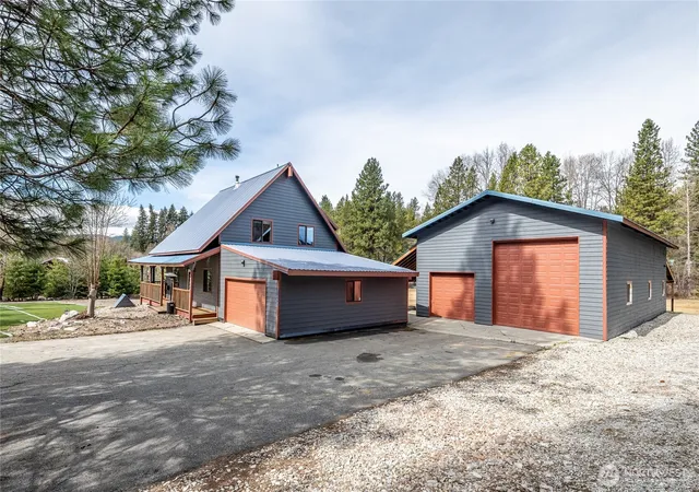 Photo 1 of Single family home for sale at 11090 Wending Ln, Leavenworth, WA 98826 | MLS# NWM2508185 | Listing updated on 2026-09-21