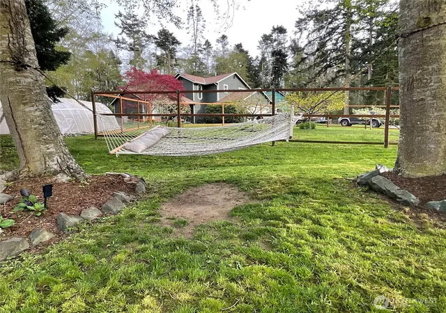 Photo 4 of Single family home for sale at 2260 Darvic Pl, Oak Harbor, WA 98277 | MLS# NWM2508186 | Listing updated on 2026-09-23