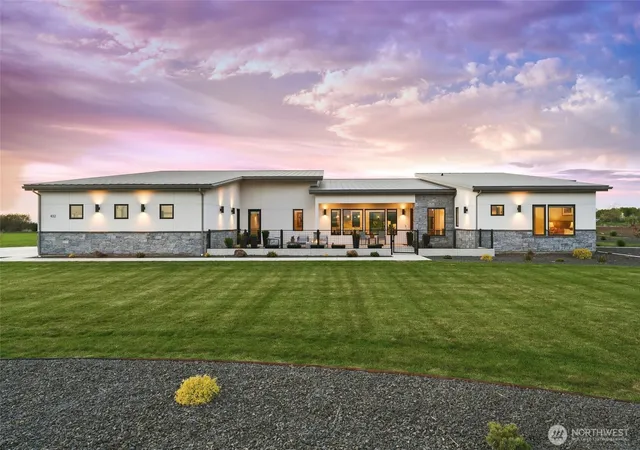 Photo 1 of Single family home for sale at 432 Healey Dr, Walla Walla, WA 99362 | MLS# NWM2508257 | Listing updated on 2026-09-21