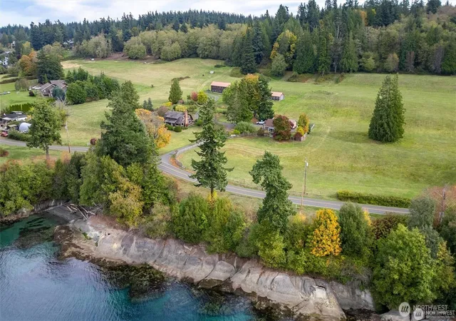 Photo 4 of Single family home for sale at 2395 W Shore Dr, Lummi Island, WA 98262 | MLS# NWM2508283 | Listing updated on 2026-09-28