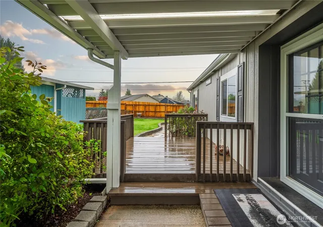 Photo 3 of Manufactured home for sale at 836 Harman Way S #62, Orting, WA 98360 | MLS# NWM2508381 | Listing updated on 2026-09-21