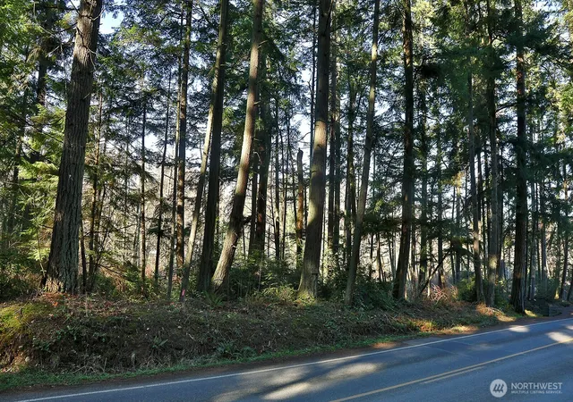 Photo 1 of Land for sale at 6880 Holst Rd, Clinton, WA 98236 | MLS# NWM2508406 | Listing updated on 2026-09-21
