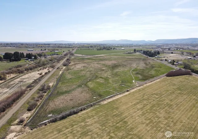 Photo 3 of Land for sale at 2 Xx Dry Crk Rd, Ellensburg, WA 98926 | MLS# NWM2508488 | Listing updated on 2026-09-30
