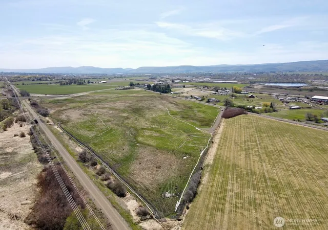 Photo 4 of Land for sale at 2 Xx Dry Crk Rd, Ellensburg, WA 98926 | MLS# NWM2508488 | Listing updated on 2026-09-30