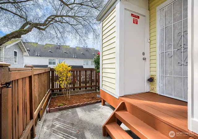 Photo 31 of Townhouse for sale at 7710 Chicago Ct S, Seattle, WA 98118 | MLS# NWM2508577 | Listing updated on 2026-10-10