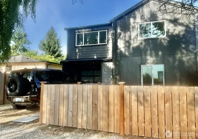 Photo 2 of Townhouse for sale at 9731 13th Avenue Nw, Seattle, WA 98117 | MLS# NWM2508645 | Listing updated on 2026-09-21