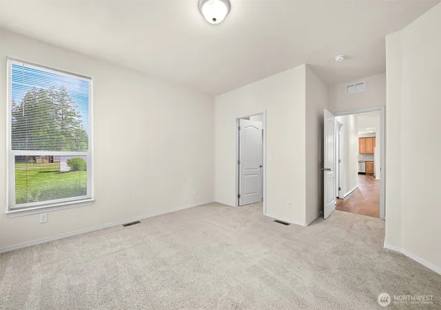 Photo 4 of Manufactured home for sale at 4672 Birch Bay Lynden Rd #89, Blaine, WA 98230 | MLS# NWM2508735 | Listing updated on 2026-09-22