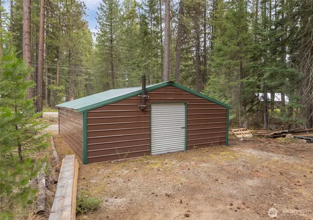Photo 3 of Single family home for sale at 2205 Pine Tree Rd, Leavenworth, WA 98826 | MLS# NWM2508788 | Listing updated on 2026-09-21