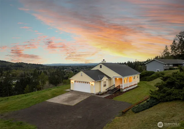Photo 1 of Single family home for sale at 351 Butte Hl Rd, Woodland, WA 98674 | MLS# NWM2508809 | Listing updated on 2026-09-21