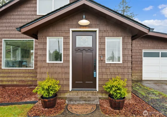 Photo 2 of Sale Pending at 401 W Ocean Ave, Westport, WA 98595 | MLS# NWM2508904 | Listing updated on 2026-09-29