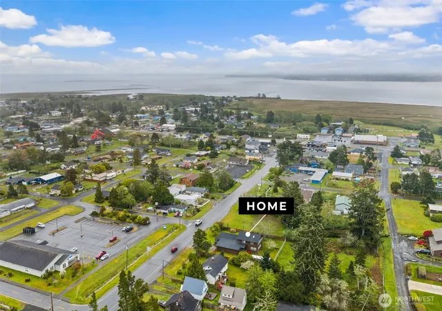 Photo 3 of Sale Pending at 401 W Ocean Ave, Westport, WA 98595 | MLS# NWM2508904 | Listing updated on 2026-09-29